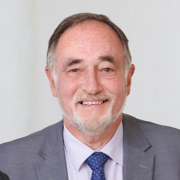 Wayne Hutton